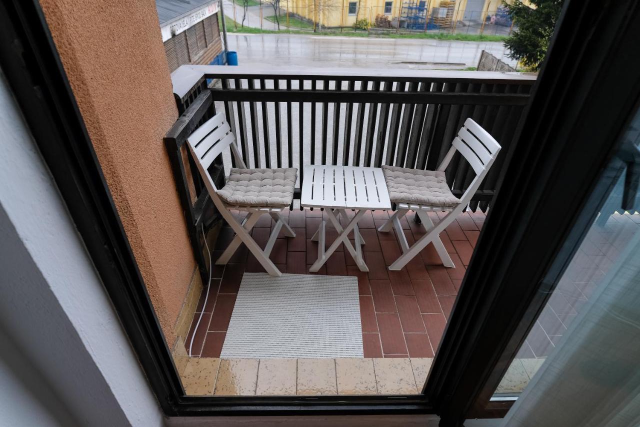 The Cosmic Gate Apartments Visoko Extérieur photo