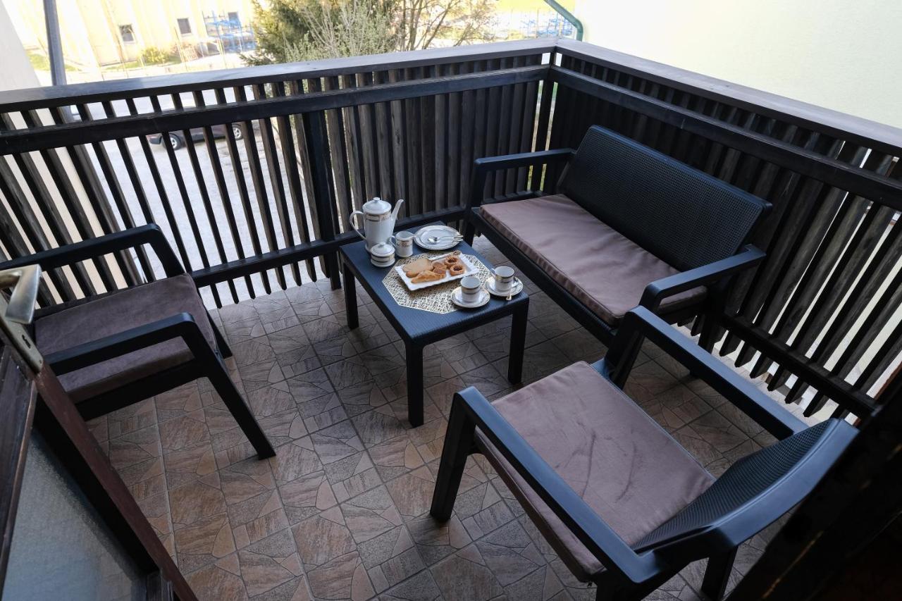 The Cosmic Gate Apartments Visoko Extérieur photo